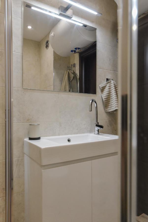 The Grunge Spot - Charming New 1-Bedroom By Flat Mаnager Sofia Exterior foto